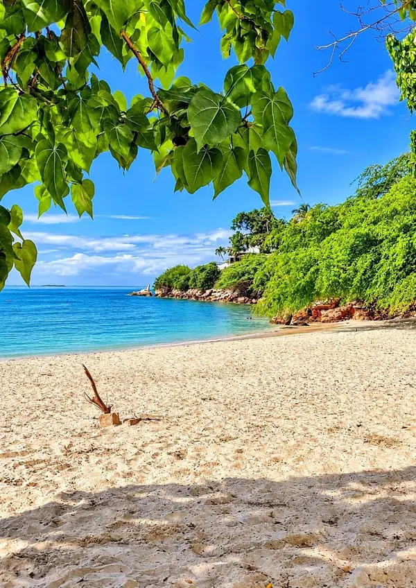 . COND. TORRE DE PLAYA SANTA #406, Guanica, PR 00653