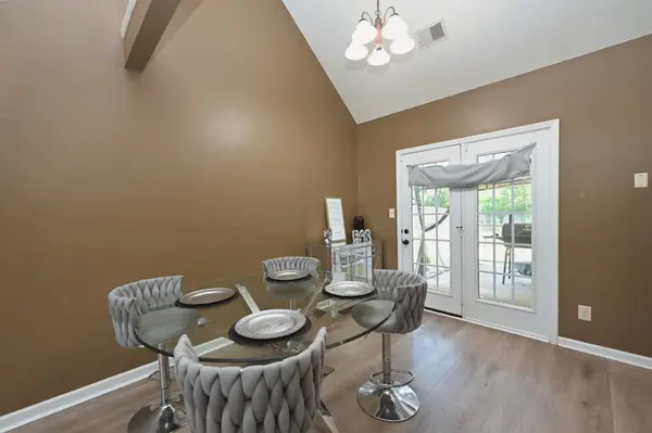 222 Dale Ter, Clarksville, TN 37042