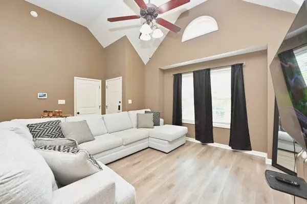 222 Dale Ter, Clarksville, TN 37042