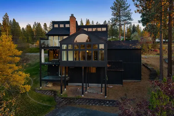 5203 E 16th Ave, Spokane Valley, WA 99212-3248