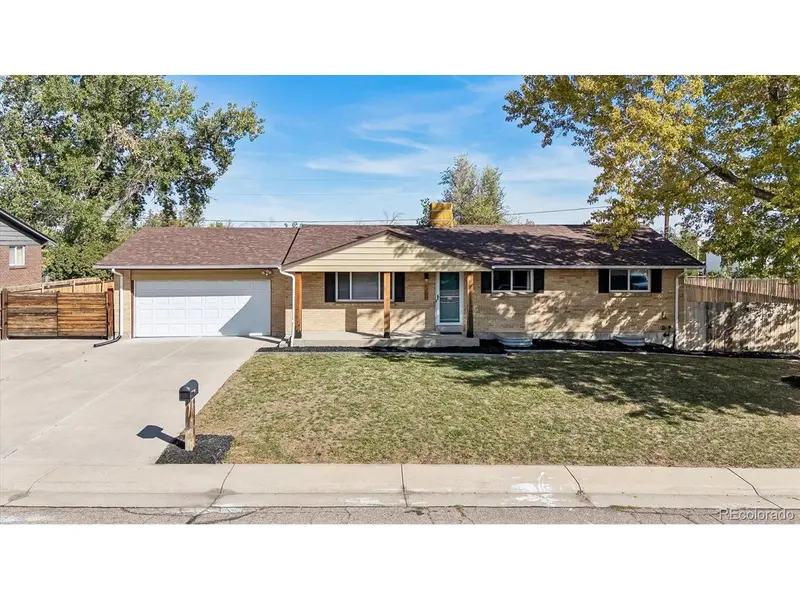 6260 Chase, Arvada, CO 80003