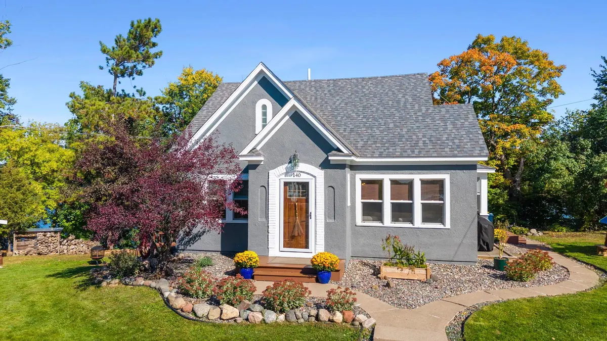 140 N Main ST, Center City, MN 55012