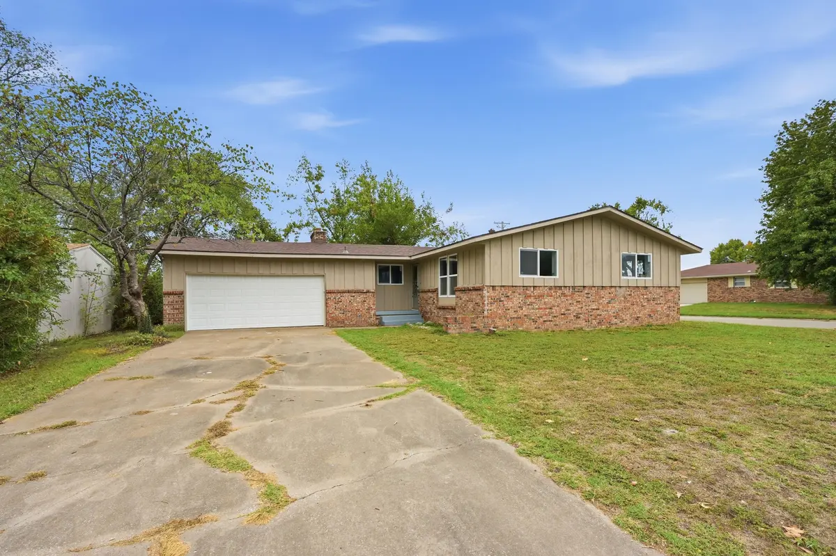 2402 Alabama AVE, Joplin, MO 64804