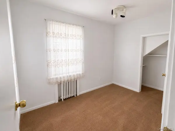 116-24 220th ST #2, Cambria Heights, NY 11411
