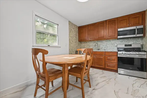 132 Commonwealth DR, Wyandanch, NY 11798