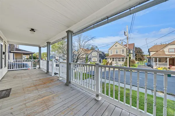 18 Chestnut ST #Left, Middletown, NY 10940