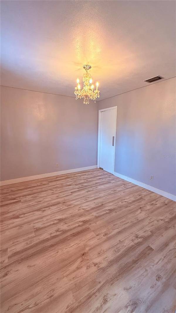 548 MARTIN LUTHER KING BLVD NE, Winter Haven, FL 33881