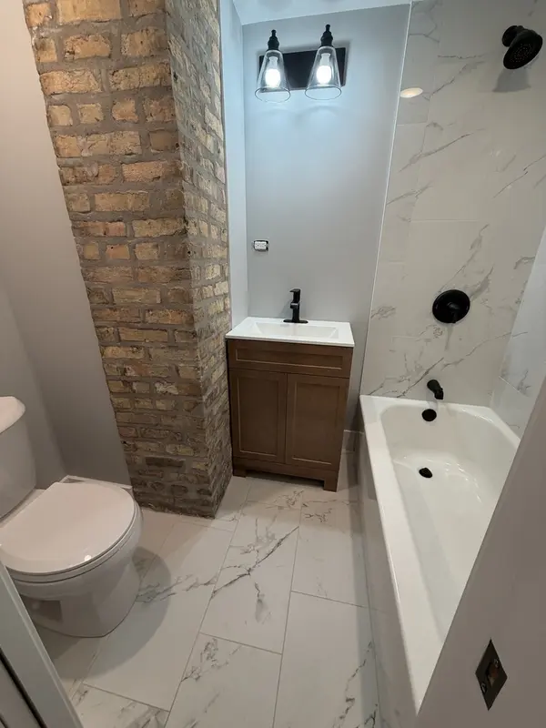 2227 W 21st ST #1F, Chicago, IL 60608