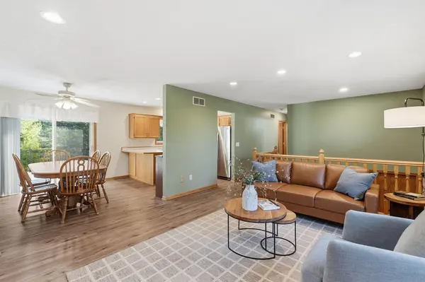 7661 Homestead CT S, Cottage Grove, MN 55016