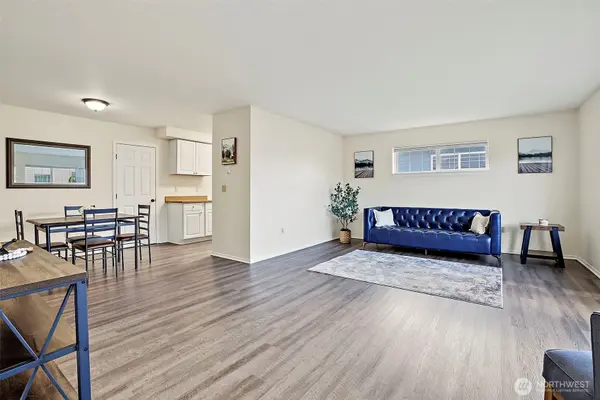 9621 -9623 16th AVE S, Tacoma, WA 98444