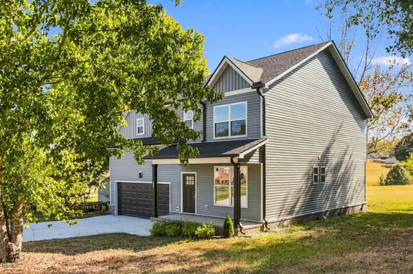 402 Forrest Dr, Columbia, TN 38401