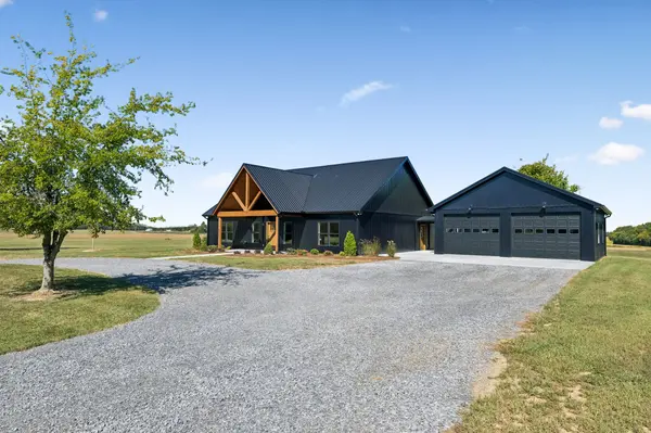 8922 Youngville Rd, Springfield, TN 37172