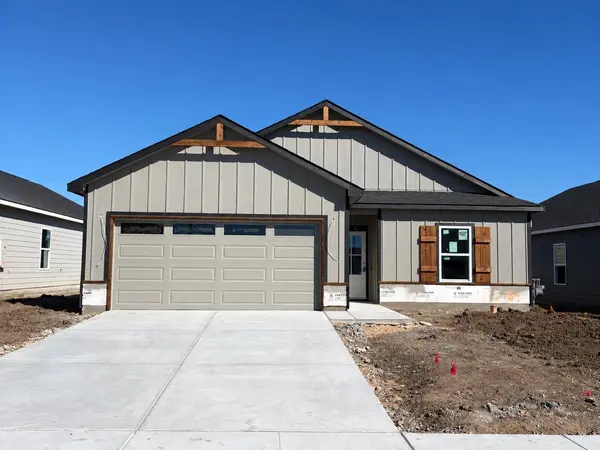 9314 E Hurst St, Wichita, KS 67210