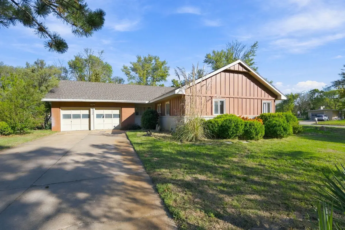 1900 W Nottingham, Wichita, KS 67204