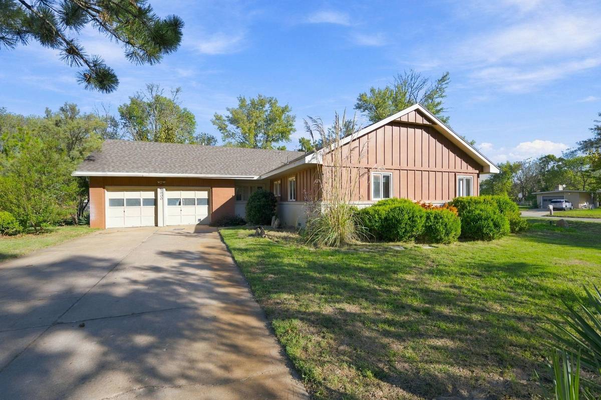 1900 W Nottingham, Wichita, KS 67204