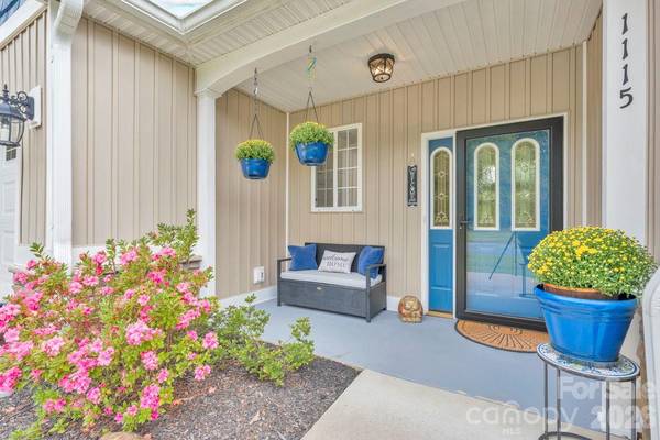 1115 King George CT, Lenoir, NC 28645