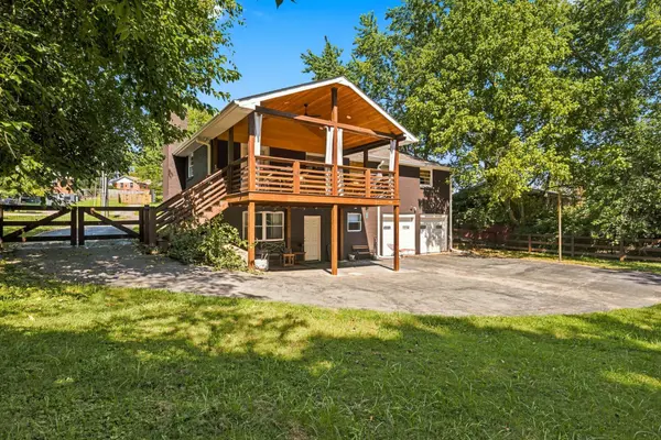 1904 Valley Park Dr, Nashville, TN 37216