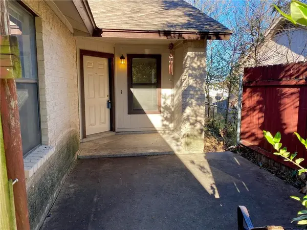 910 Milford WAY #B, Austin, TX 78745