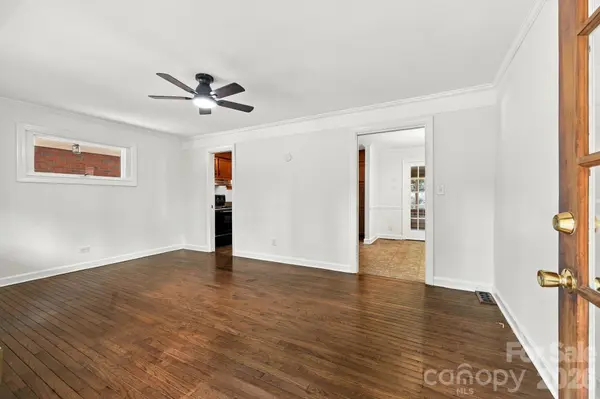 123 Hillside AVE SW, Concord, NC 28025