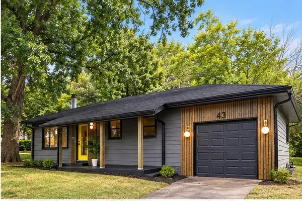 4320 MAGGIE LN, Kansas City, KS 66102