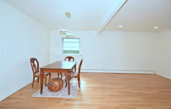 50-07 228th ST, Bayside, NY 11364