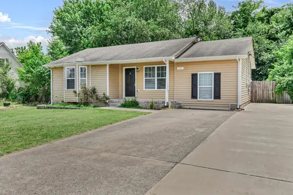 946 Van Buren Ave, Oak Grove, KY 42262
