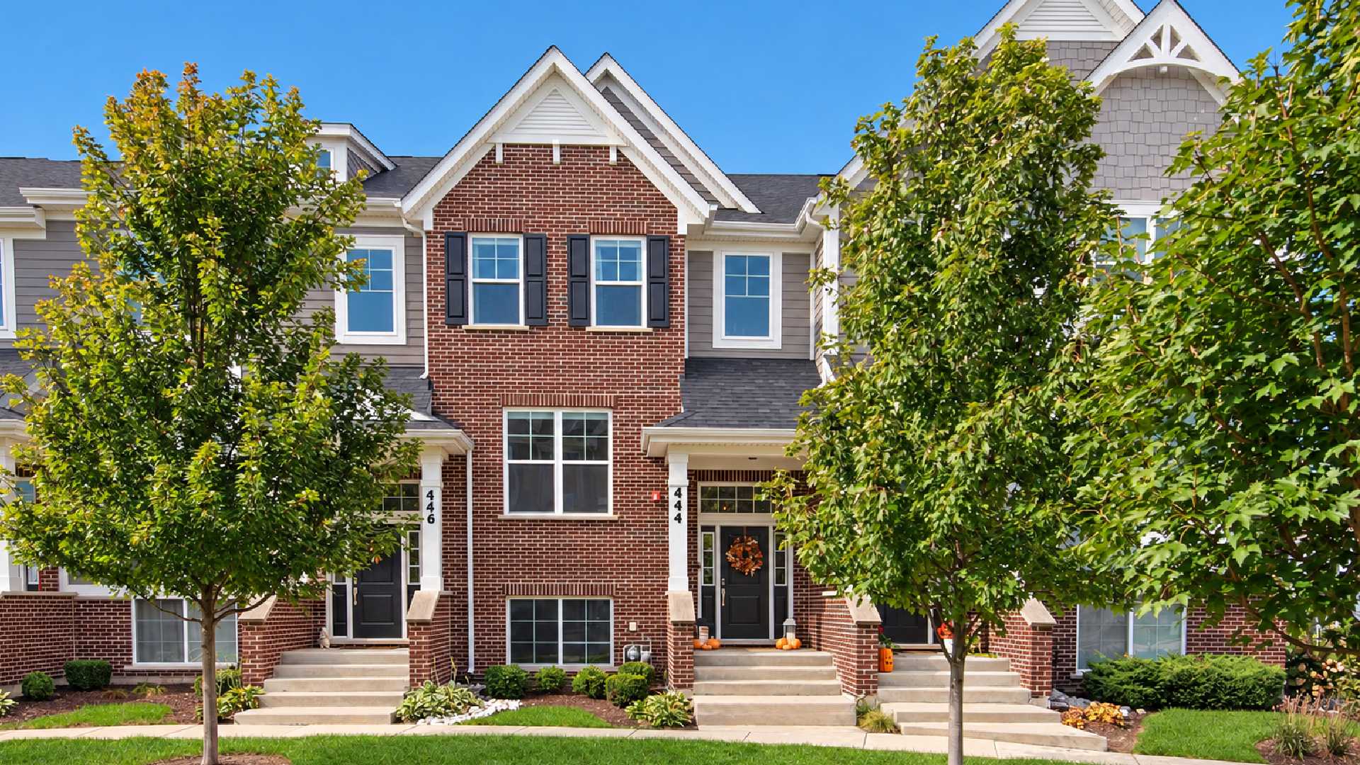 444 Ashley AVE, La Grange, IL 60525