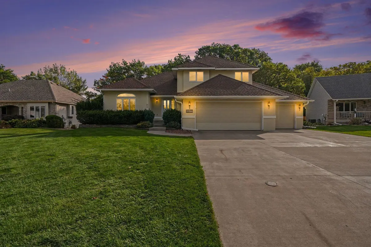 2177 Hynes AVE N, Oakdale, MN 55128