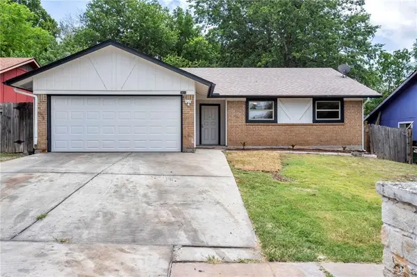 2416 Village WALK, Austin, TX 78744