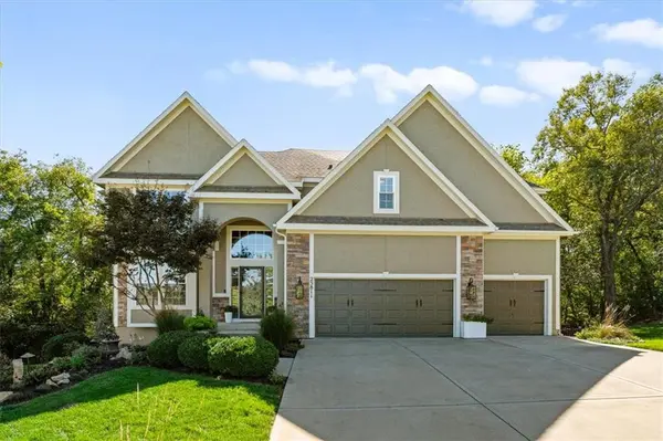 23811 W 121st ST, Olathe, KS 66061