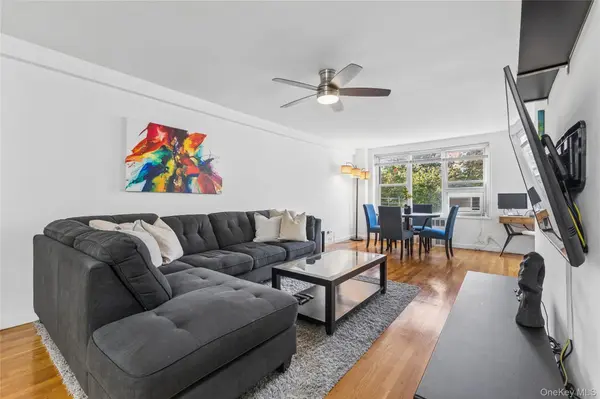 18-40 211th ST #3J, Bayside, NY 11360
