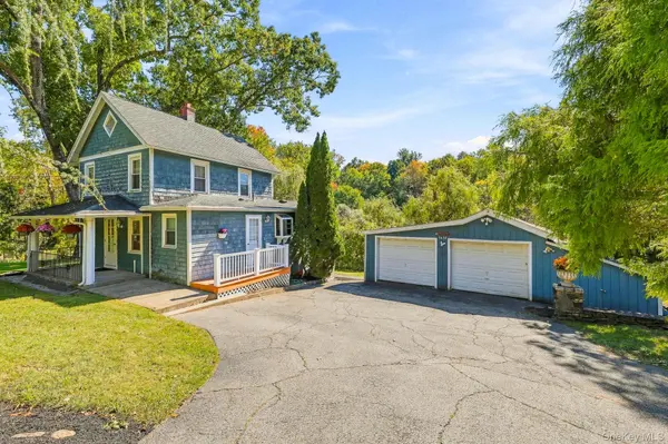 1475 Croton Lake RD, Yorktown Heights, NY 10598