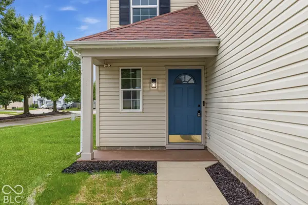 9220 Allegro DR, Indianapolis, IN 46231