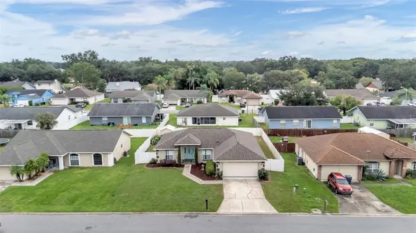 5836 DAUGHTERY DOWNS LOOP, Lakeland, FL 33809