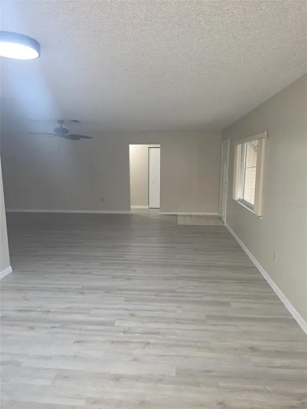 10765 SW 63RD TER, Ocala, FL 34476