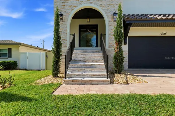 502 E DAVIS BLVD, Tampa, FL 33606