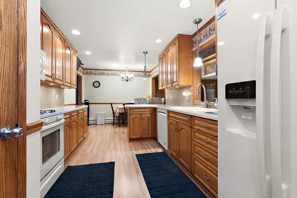 901 E 1st ST, Lockport, IL 60441