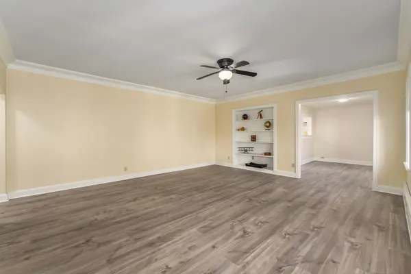 115 S Rutan Ave 5 E, Wichita, KS 67218