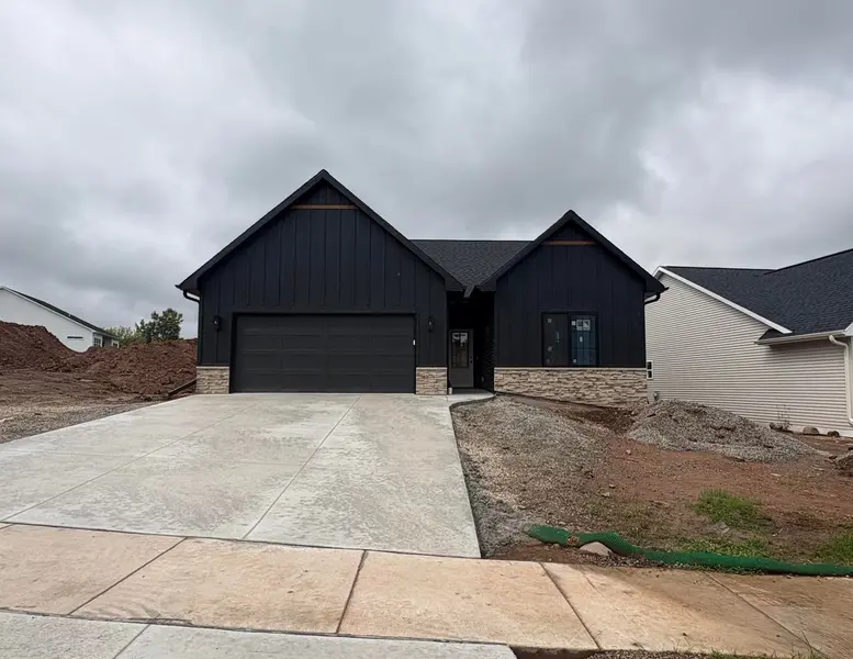 581 SECURITY BLVD, Green Bay, WI 54313