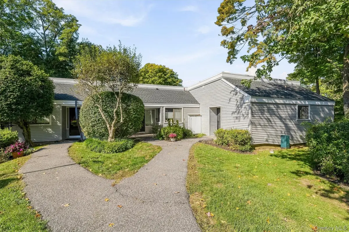 76 Heritage Hills #C, Somers, NY 10589