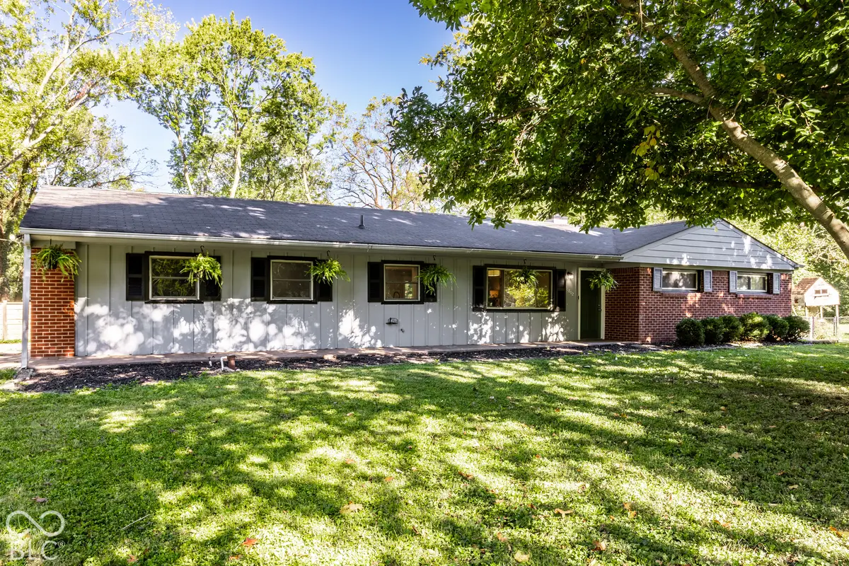 11802 Prairie PL, Carmel, IN 46033