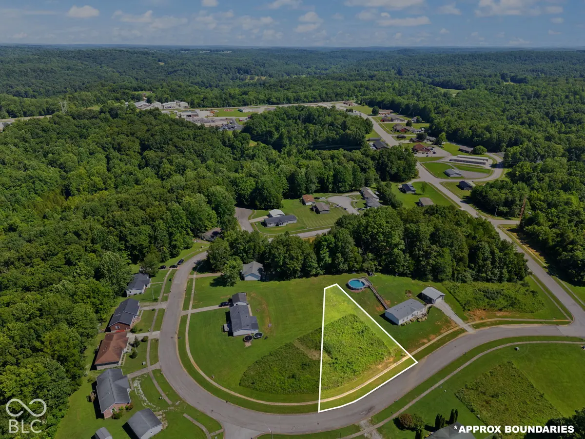 0 Tulip CT, English, IN 47118