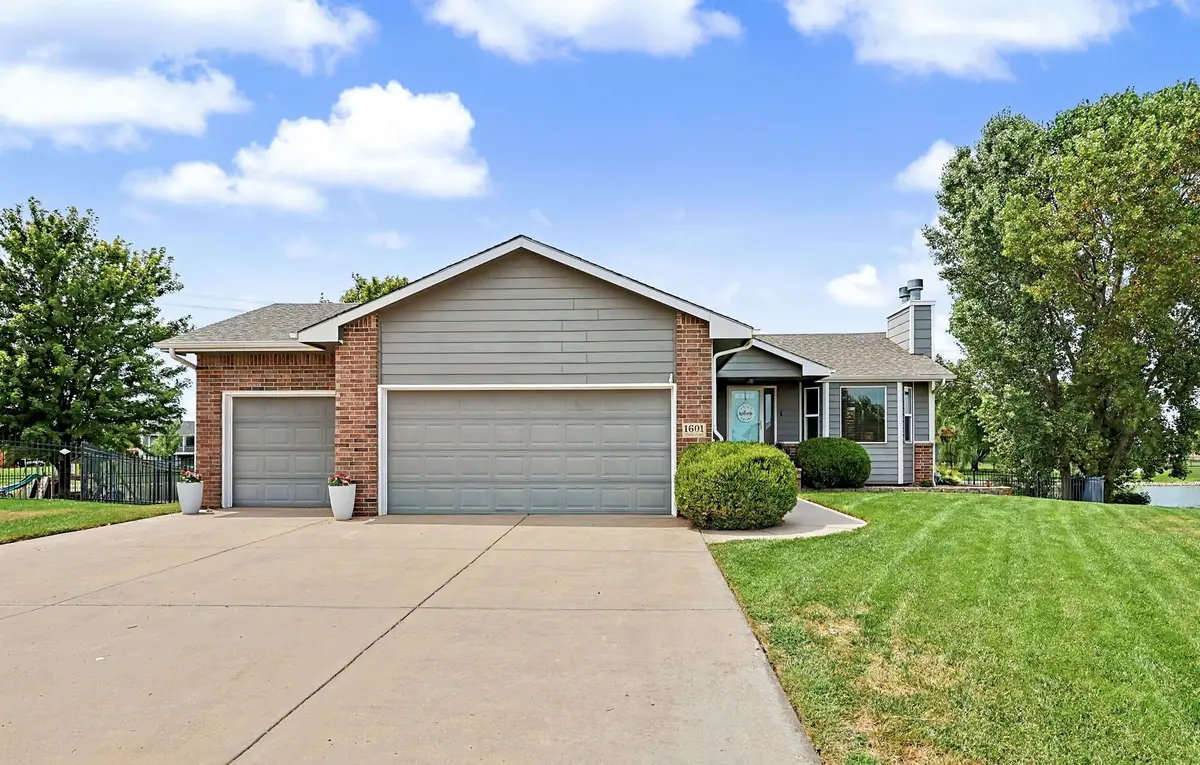 1601 N Nickelton Cir., Wichita, KS 67235