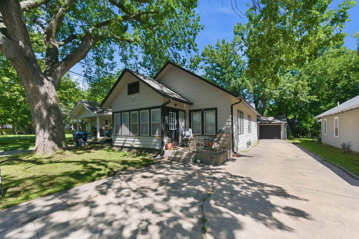 622 W Carr, El Dorado, KS 67042
