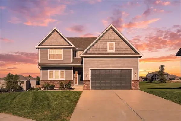 18304 Rock Creek DR, Smithville, MO 64089