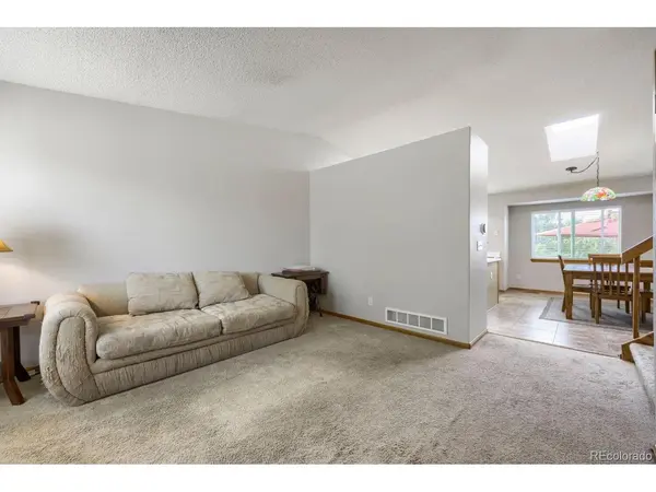 21576 E Crestline, Centennial, CO 80015