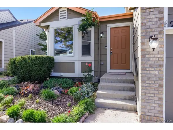 21576 E Crestline, Centennial, CO 80015