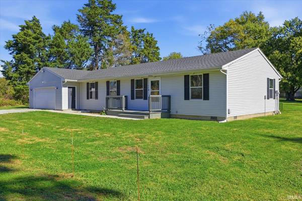 402 N Taylor ST, St. Paul, IN 47272-4723