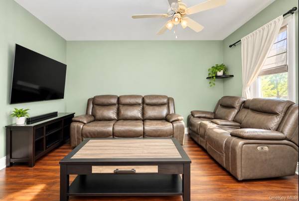 4907 67th ST, Woodside, NY 11377
