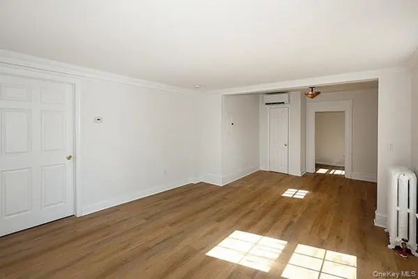 40 The PL, Glen Cove, NY 11542
